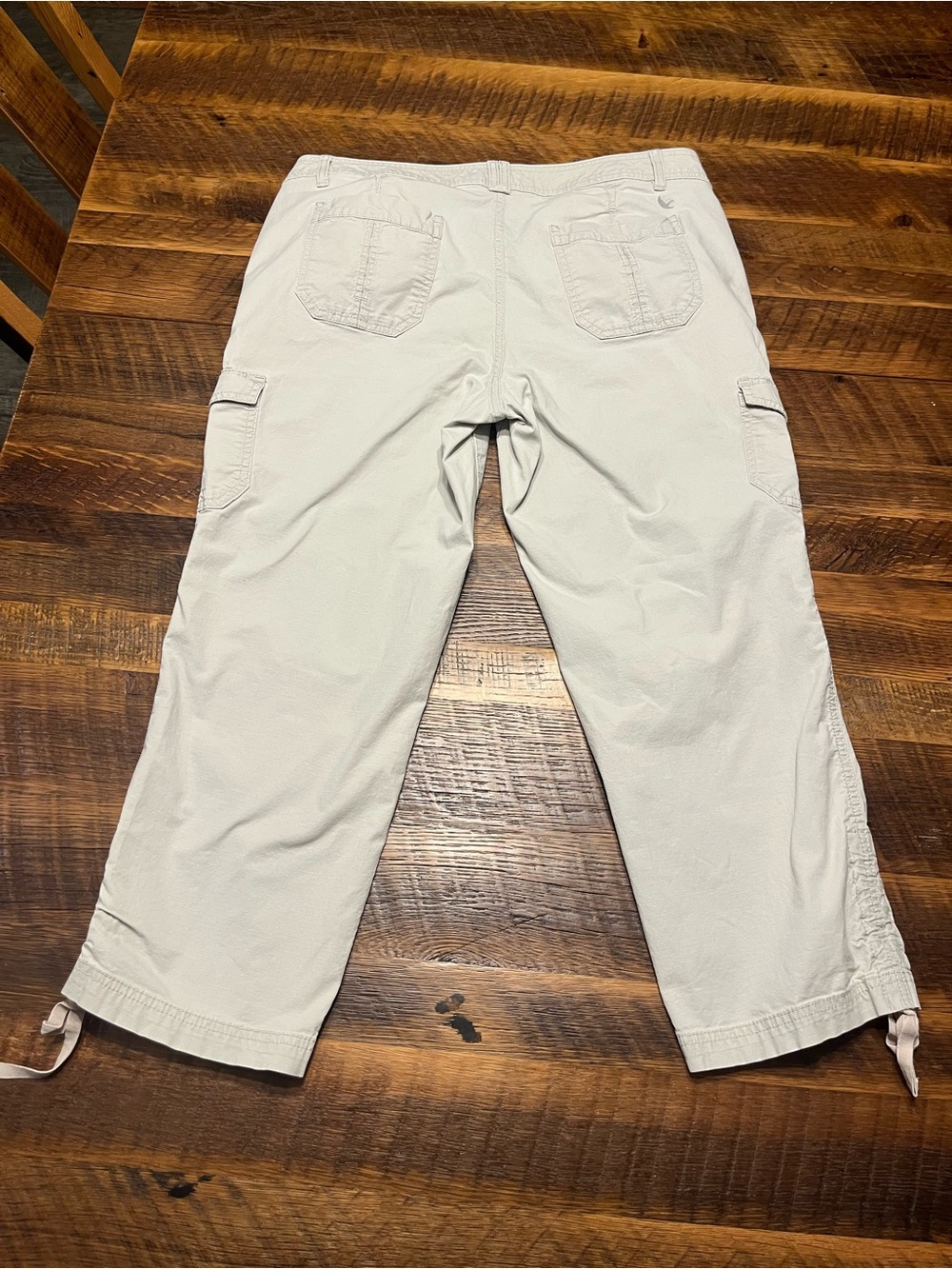 Eddie Bauer cargo capris size 14 - Picture 7 of 7